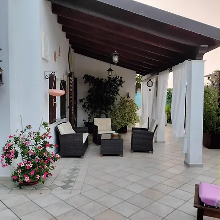 بيت للعطل Casa Andrea كارلوفورتي